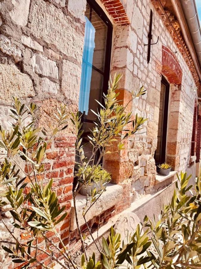 Villa Verger Cilly Exterior foto